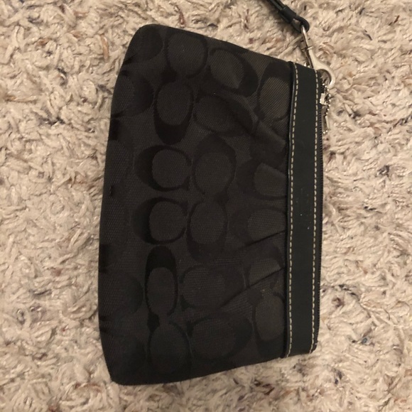 Coach Wristlet - Picture 1 of 4